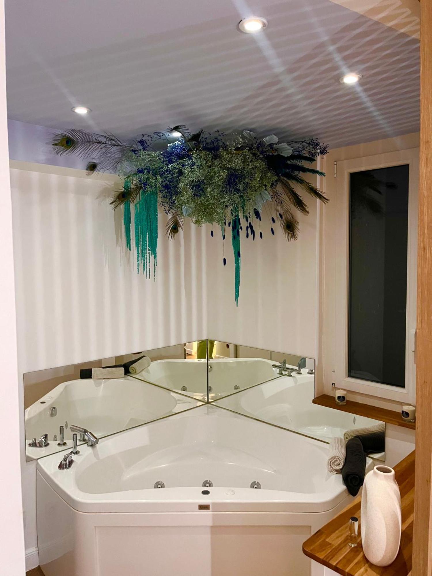 Le Jardin Secret - Balneo & Spa Montpellier Bagian luar foto