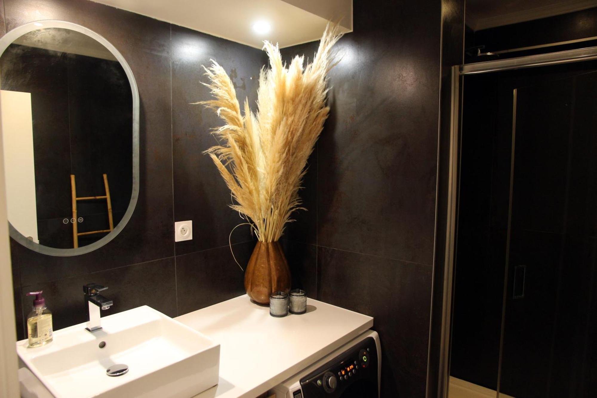 Le Jardin Secret - Balneo & Spa Montpellier Bagian luar foto